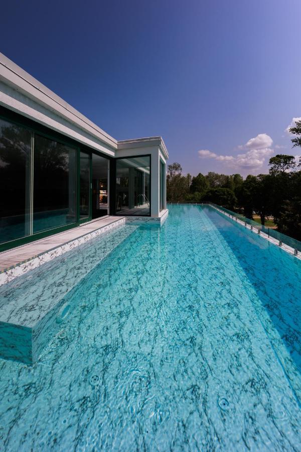 Villa Bauhaus Wellness Apartman Siofok Luaran gambar