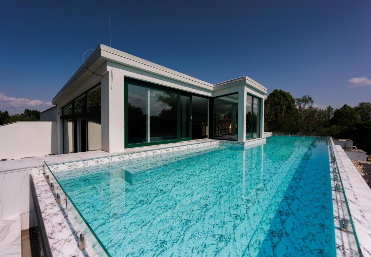 Villa Bauhaus Wellness Apartman Siofok Luaran gambar